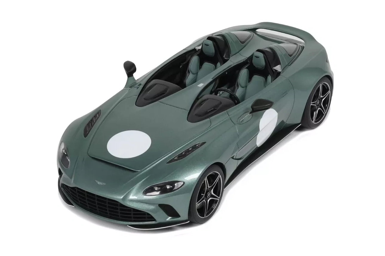 2020_Aston-Martin_V12-Speedster_GT-Spirit_1-18_GT906_verde_08b