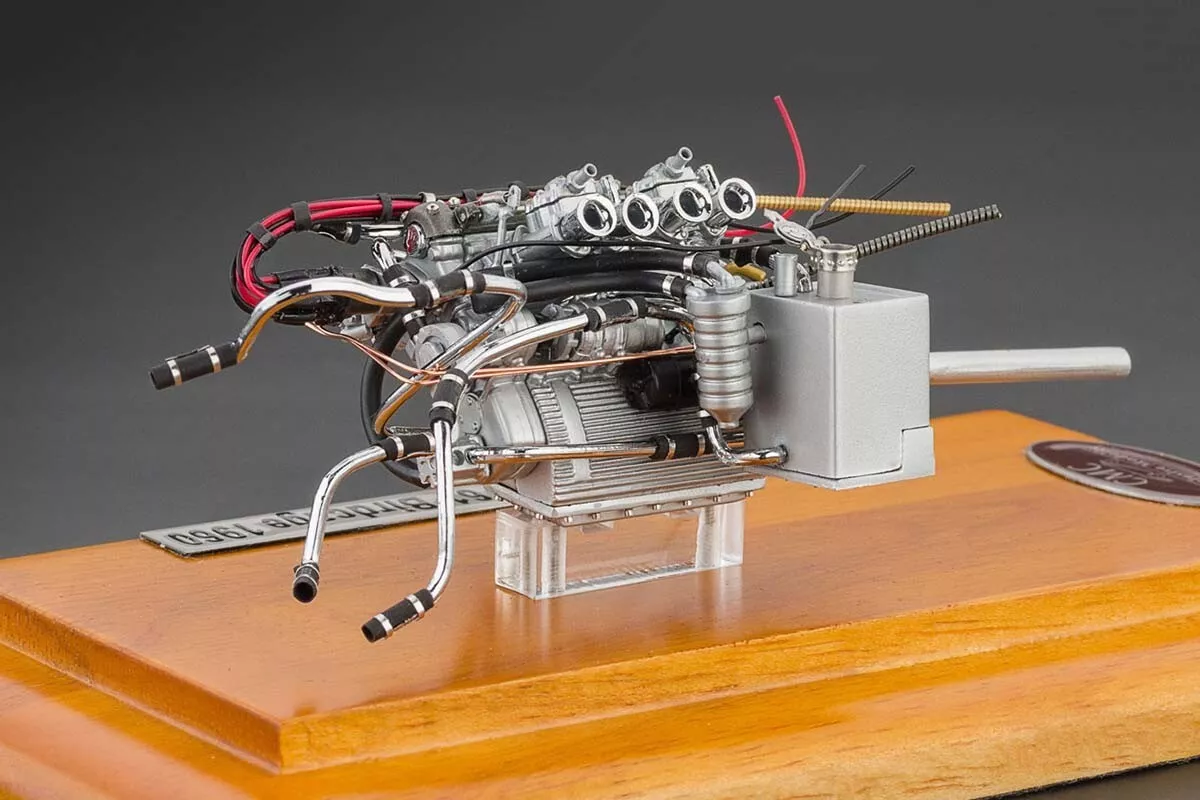 1959_Maserati_Tipo61-Birdcage_motor_CMC_1-18_M-126_01b