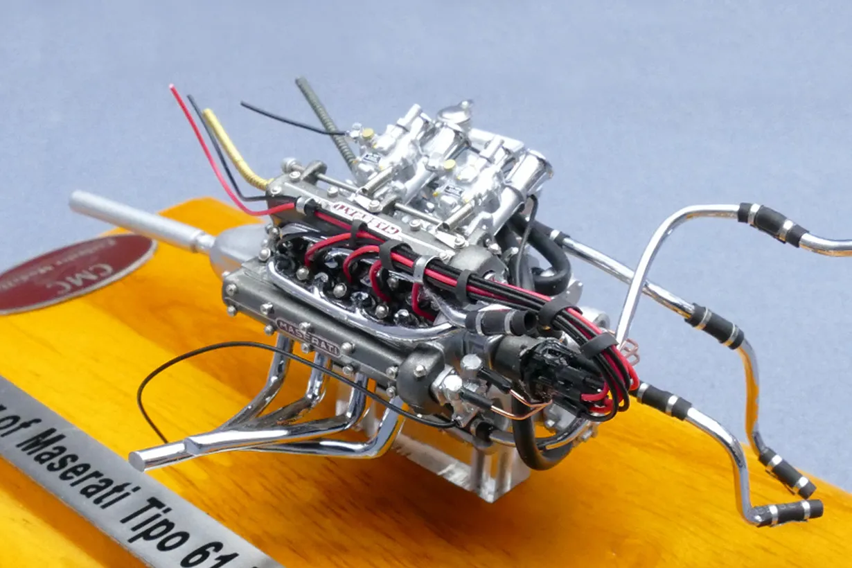 1959_Maserati_Tipo61-Birdcage_motor_CMC_1-18_M-126_03b