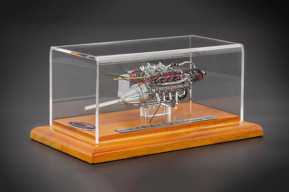 1959_Maserati_Tipo61-Birdcage_motor_CMC_1-18_M-126_07