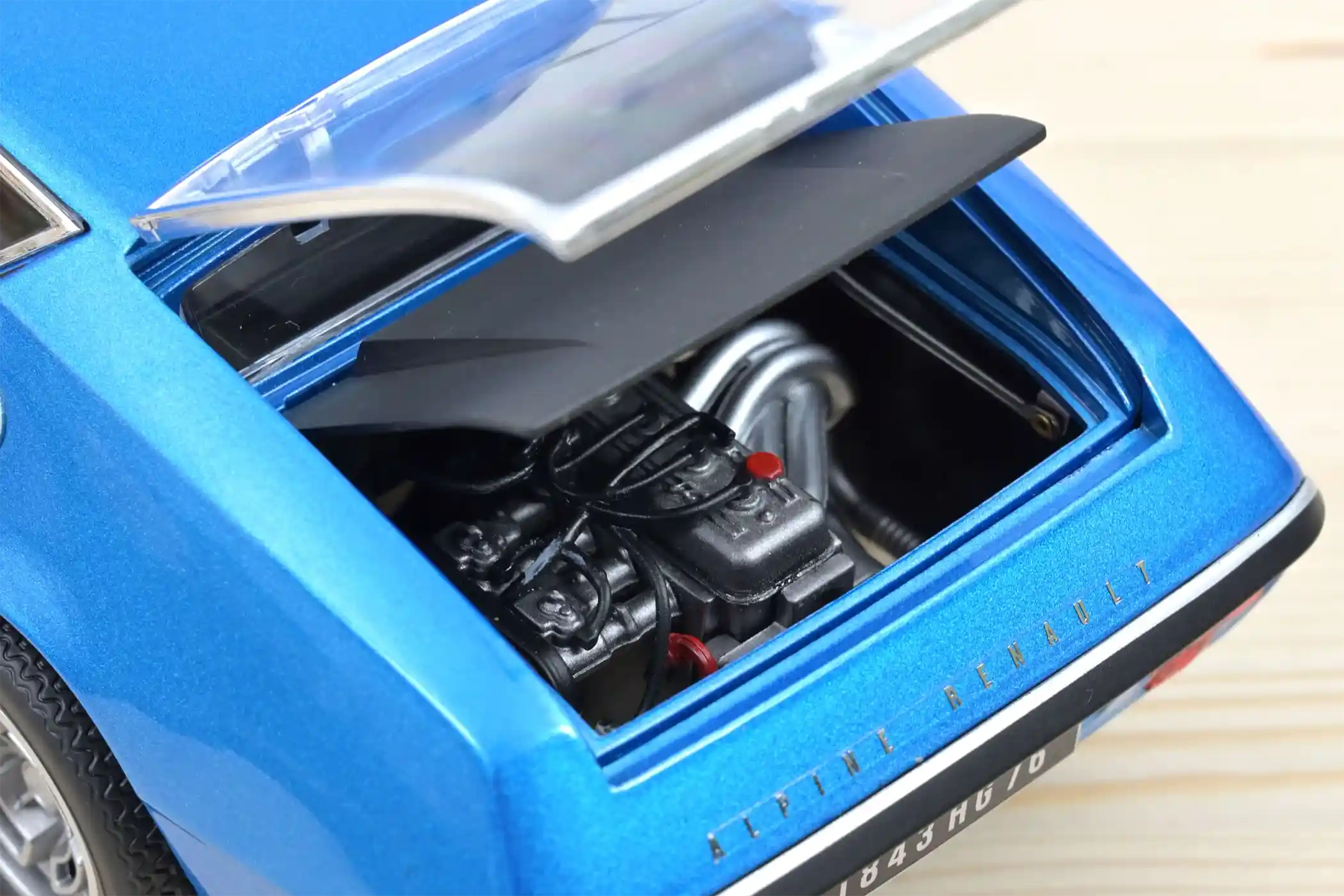 1972_Alpine-Renault_A310_VE_Norev_1-18_185400_Azul_05