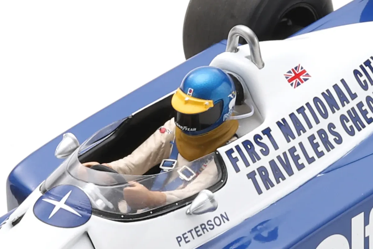 1977_Tyrrell_P34_B_Italian-GP_R-Peterson_Spark_1-18_18S573_06-d1