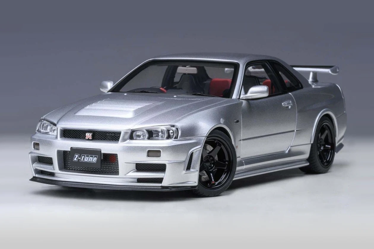 Nissan Skyline GT-R (R34, 2003)