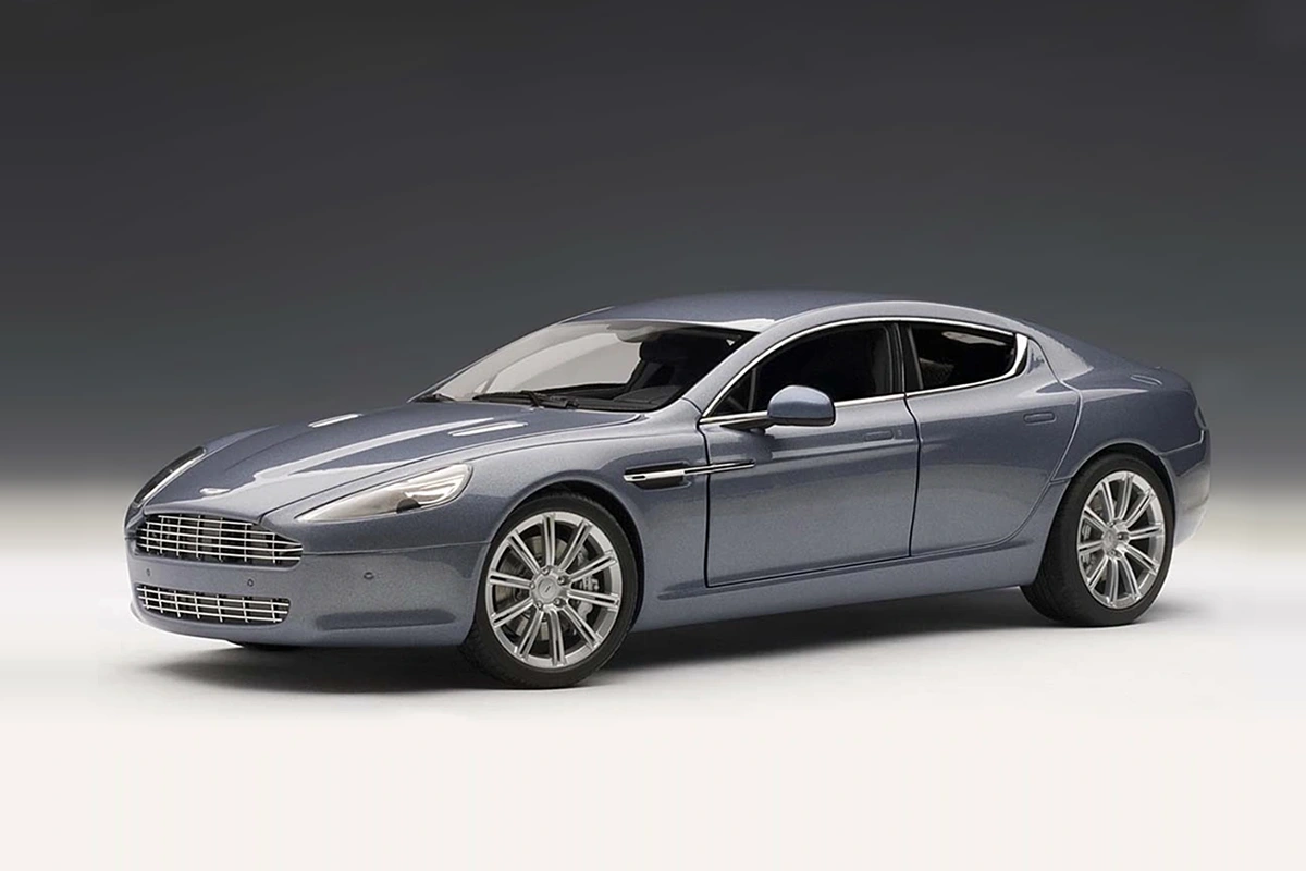 Aston Martin Rapide (2009)