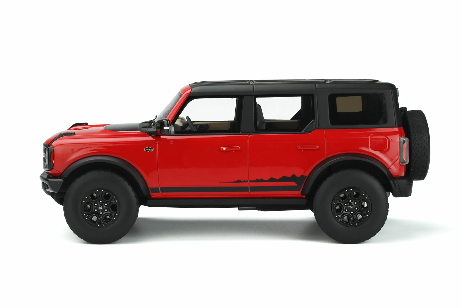 2021_Ford_Bronco_4-Door_GTSpirit_1-18_GT360_Rojo_01