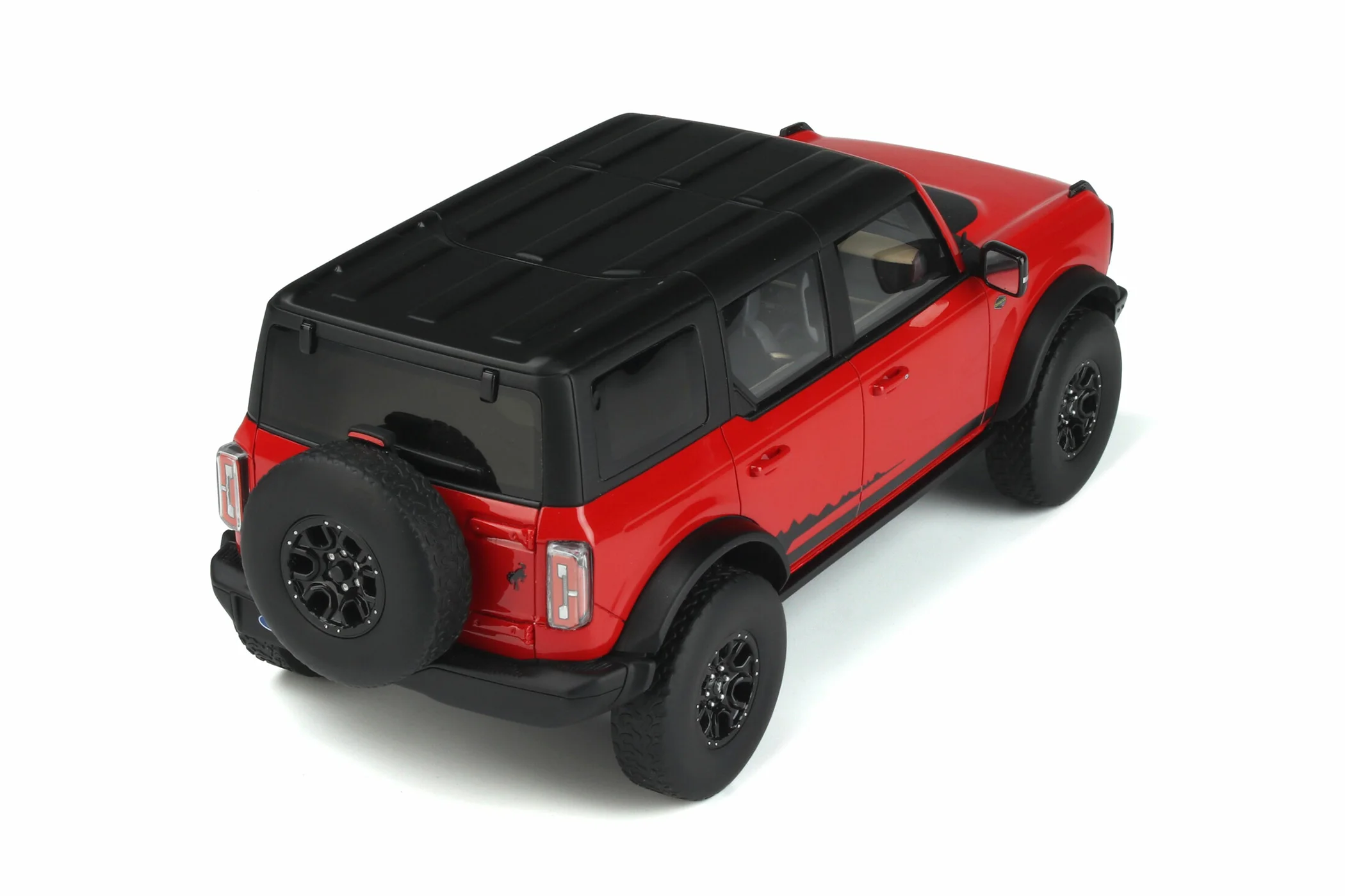2021_Ford_Bronco_4-Door_GTSpirit_1-18_GT360_Rojo_09