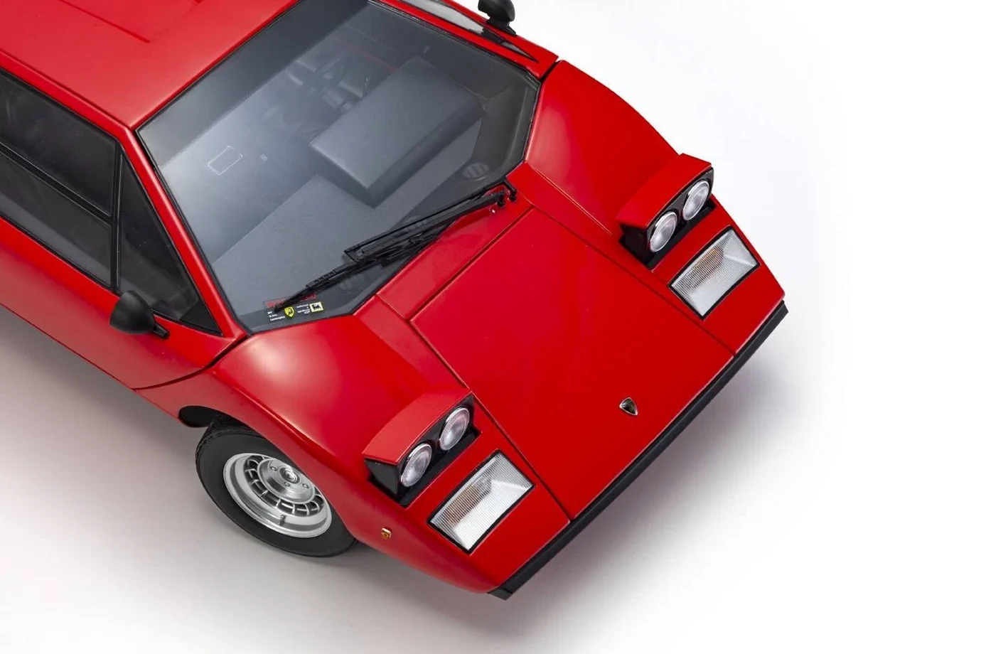 1974_Lamborghini_Countach_LP400_Kyosho_1-12_08611R_Rojo_14b