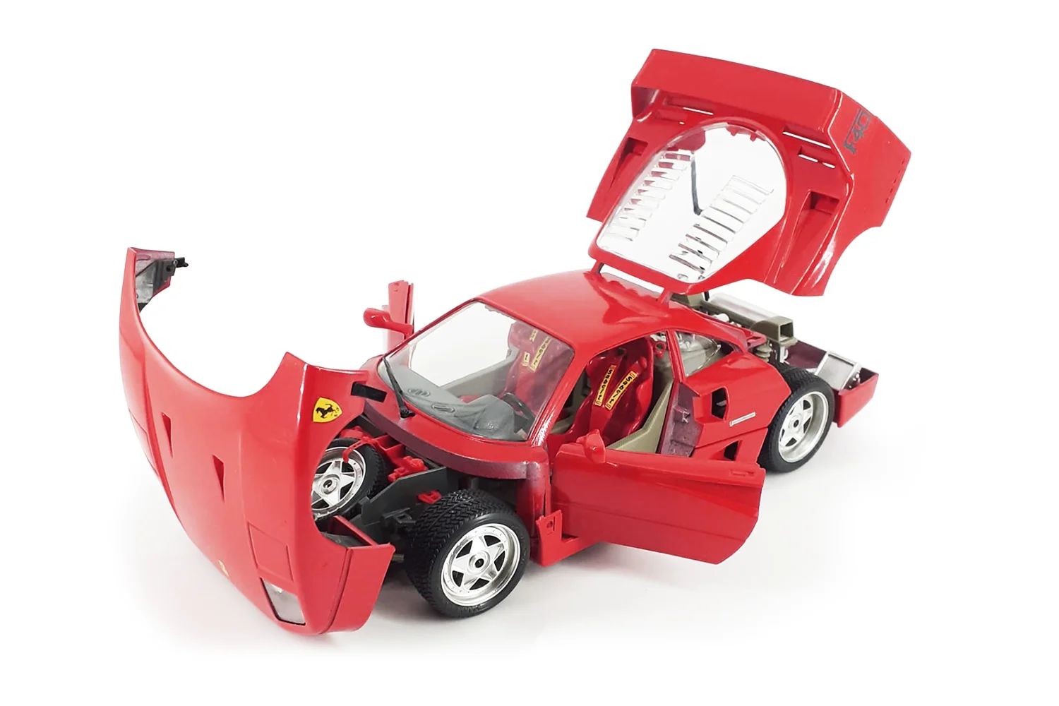 1987_Ferrari_F40_Bburago_1-18_3032_06exb