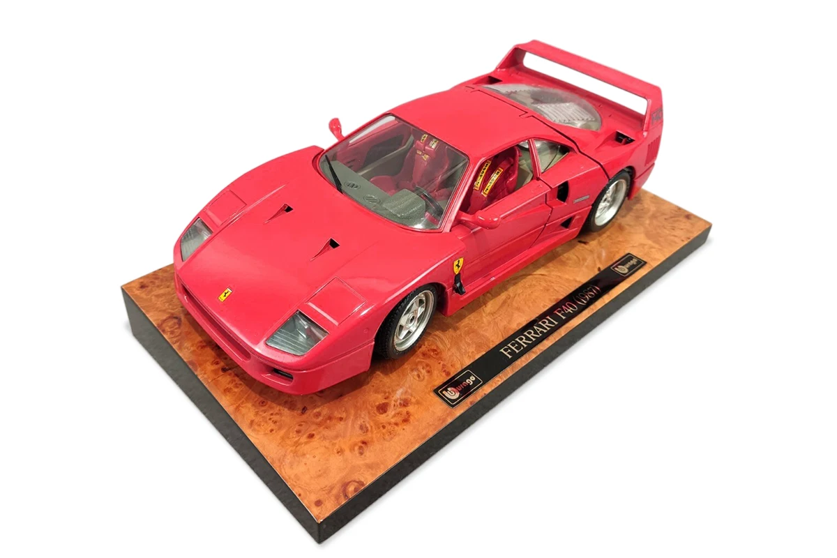 1987_Ferrari_F40_Bburago_1-18_3732_SpEd_09b