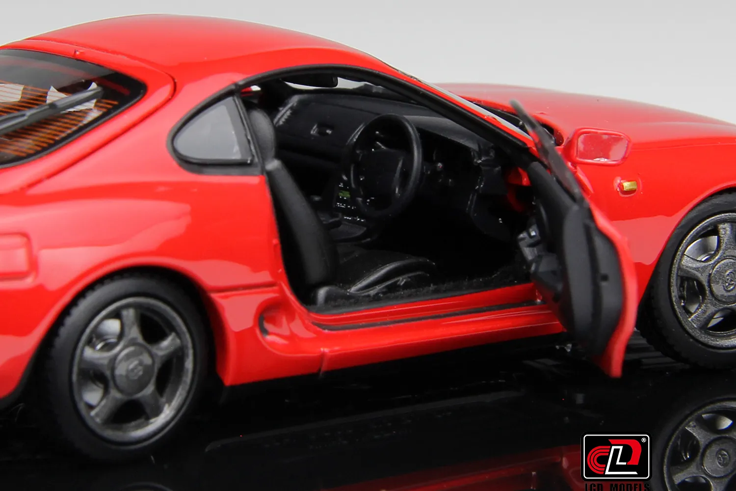 1993_Toyota_Supra_Mk4-A80_LCD-Models_1-43_LCD43009-RE_Rojo_03b