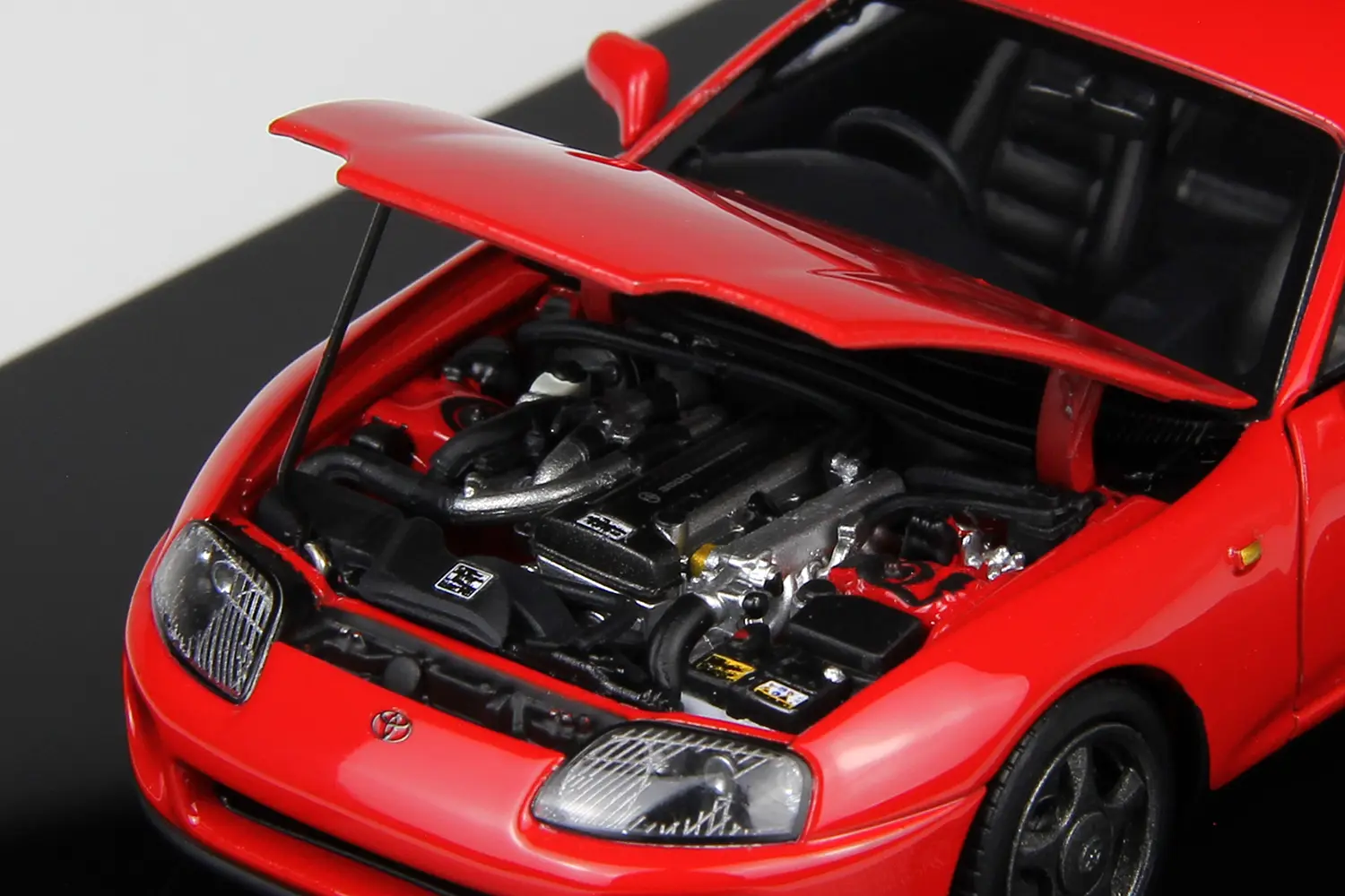 1993_Toyota_Supra_Mk4-A80_LCD-Models_1-43_LCD43009-RE_Rojo_08b