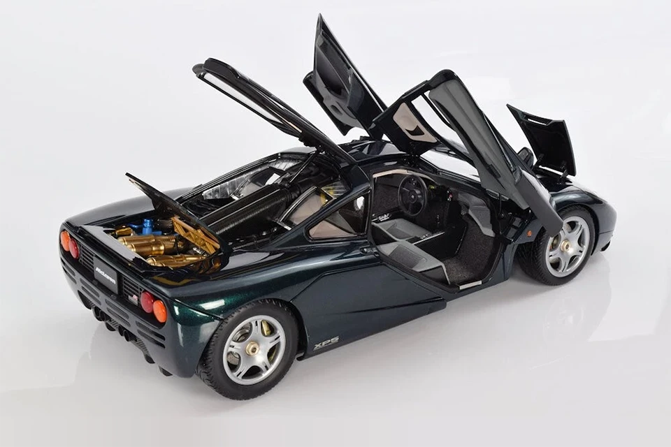 1993_McLaren_F1_XP5_LCD-Models_1-18_LCD18104-GR_Verde_08b