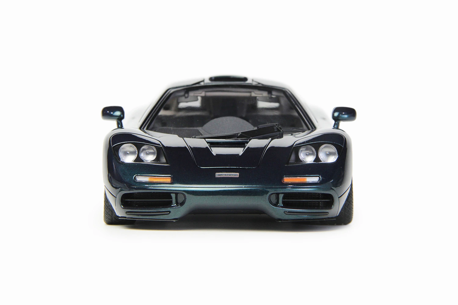 1993_McLaren_F1_XP5_LCD-Models_1-18_LCD18104-GR_Verde_14b